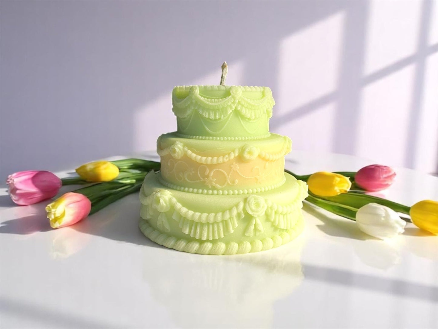 Creamy Bliss - Layered Cake Candle - AtelierCMXII