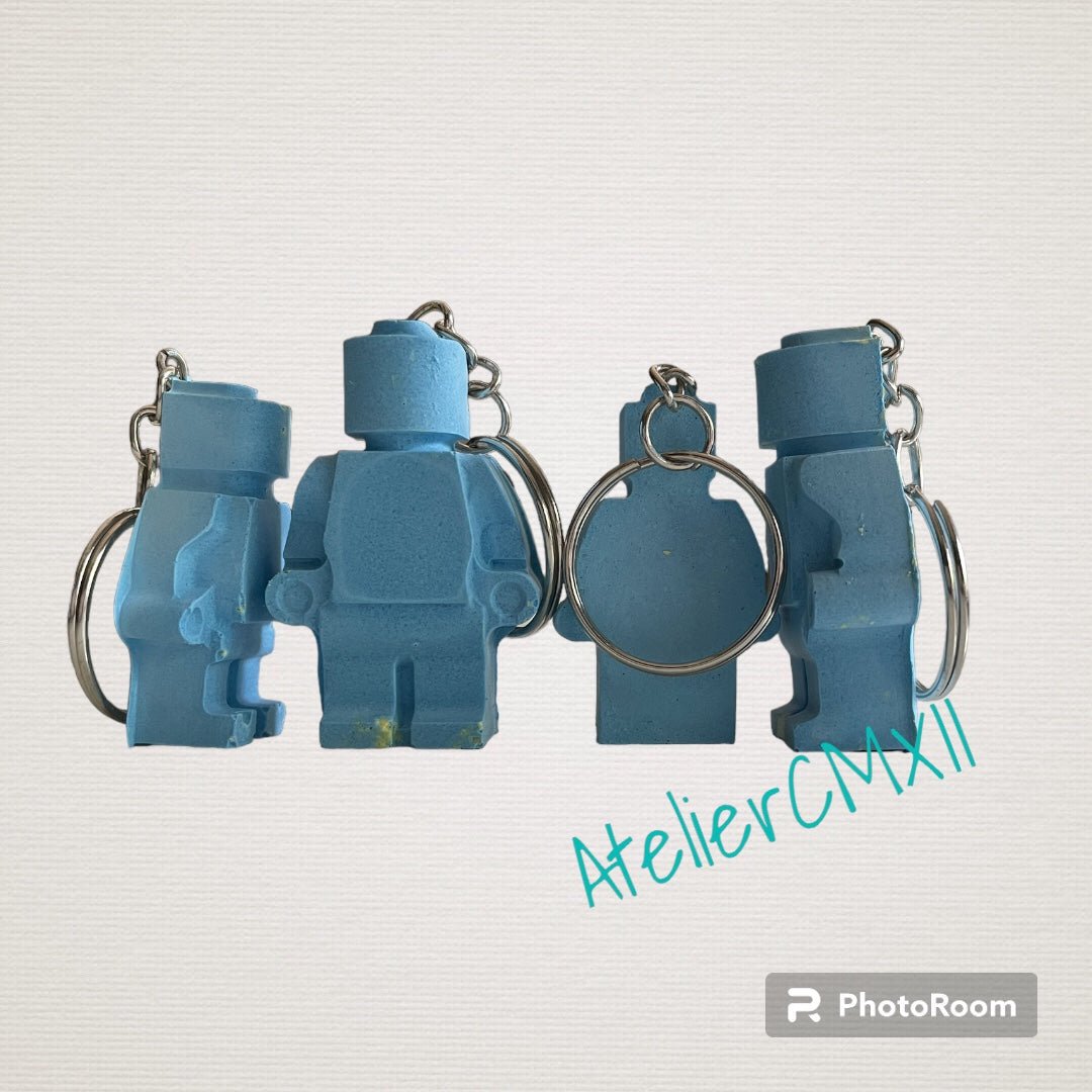 Robot figures in set (can add magnets or convert to keychain) - AtelierCMXII